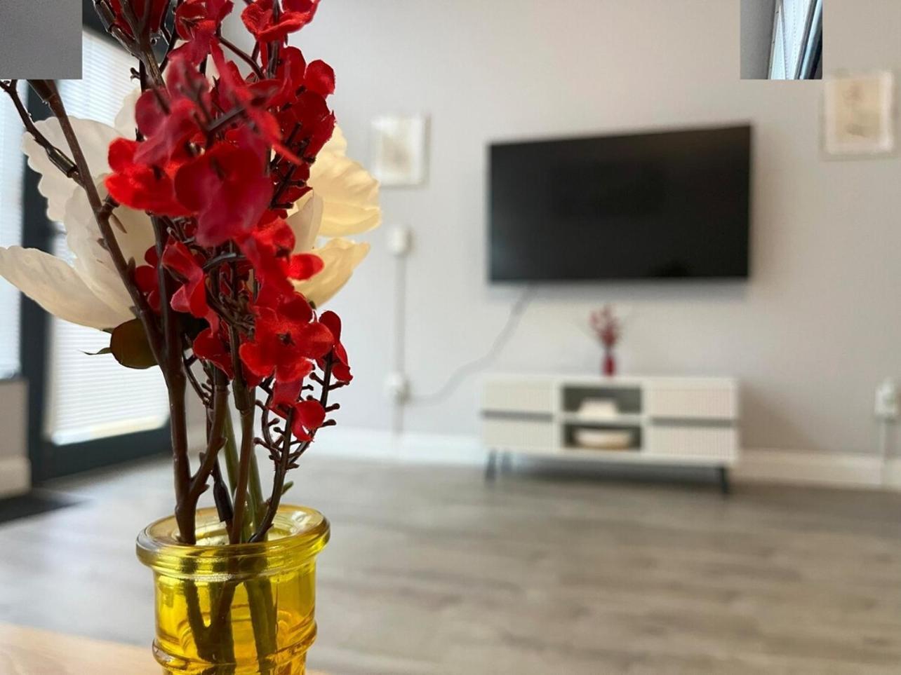 דירות קליבלנד Local Modern Getaway - Ground Floor מראה חיצוני תמונה